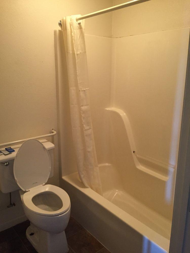 Economy Inn St. James 외부 사진