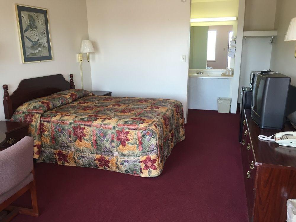 Economy Inn St. James 외부 사진