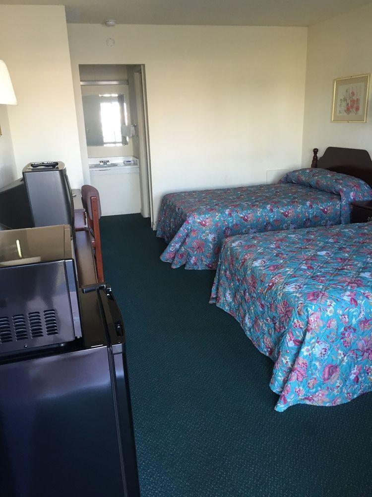 Economy Inn St. James 외부 사진