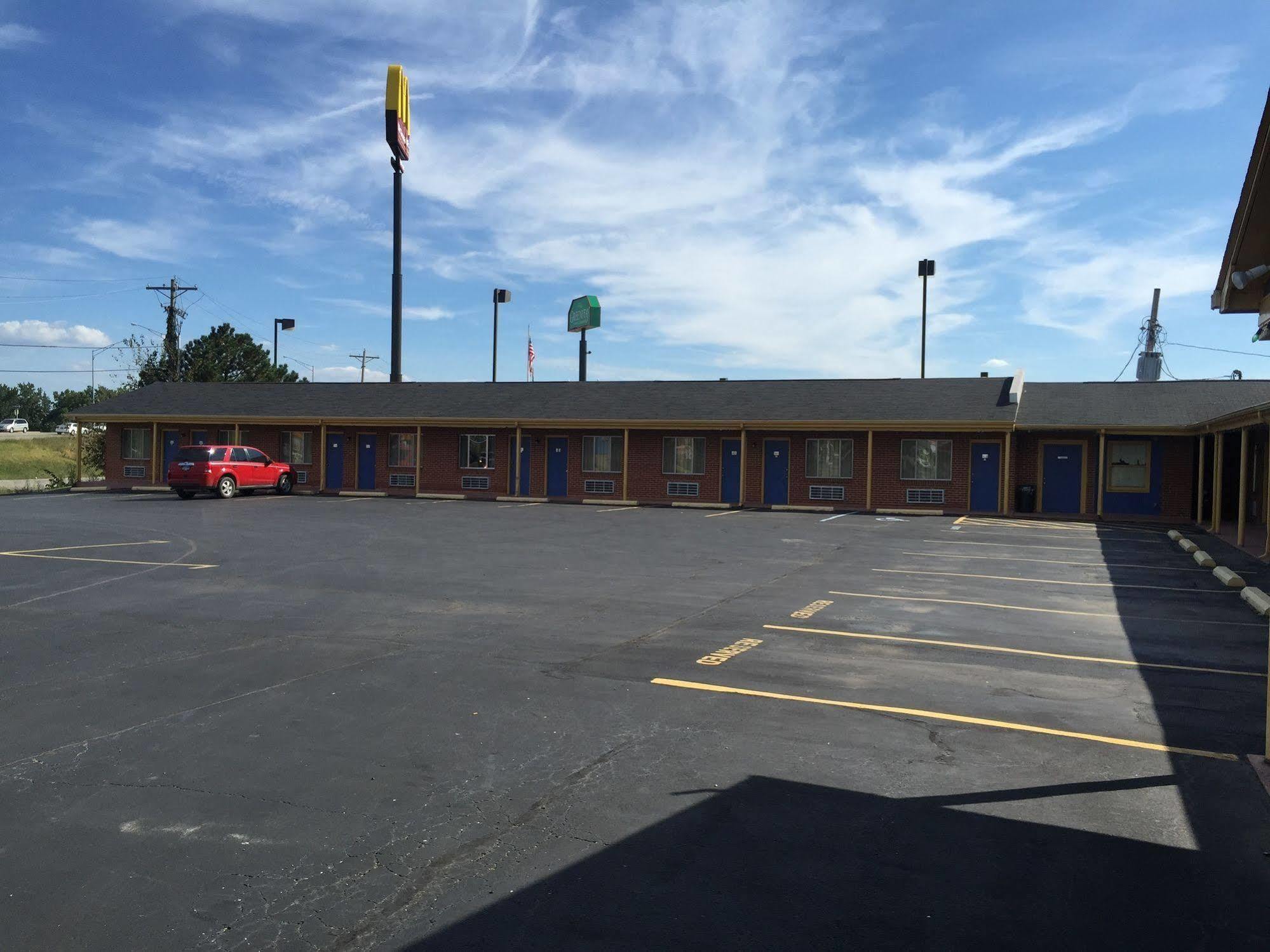 Economy Inn St. James 외부 사진